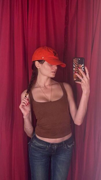Caitlinerinoneill  page leaked private photo uncensored HD quality