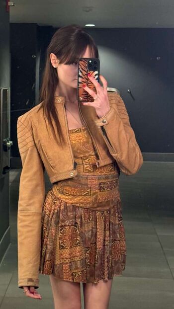 Caitlinerinoneill  page leaked private photo uncensored HD quality