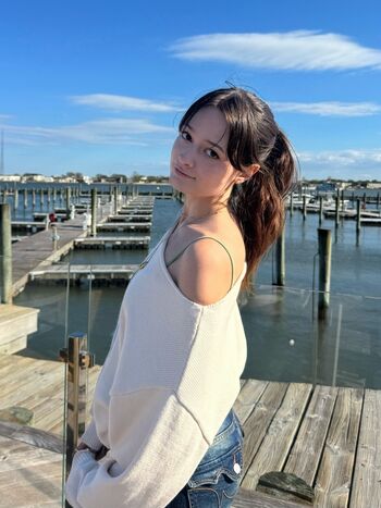Caitlinerinoneill  page leaked private photo uncensored HD quality