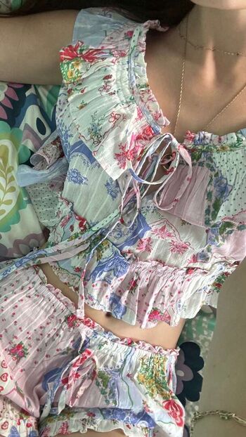 Caitlinerinoneill  page leaked private photo uncensored HD quality