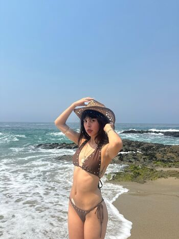 Camillacarcoba leaked private photo uncensored HD quality