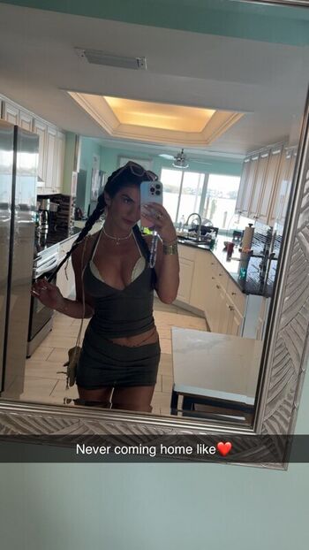 Carlie jo page leaked private photo uncensored HD quality