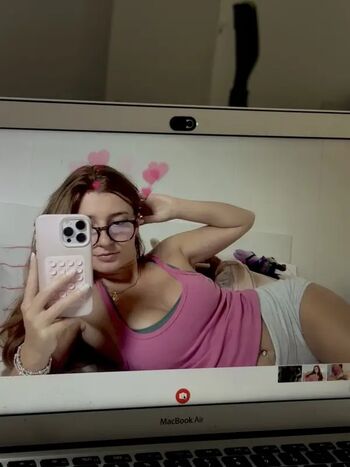 Carmela page leaked private photo uncensored HD quality