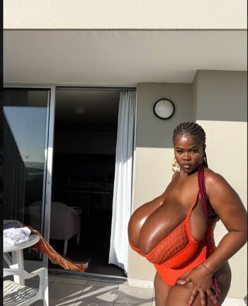 Chioma lovv page leaked private photo uncensored HD quality