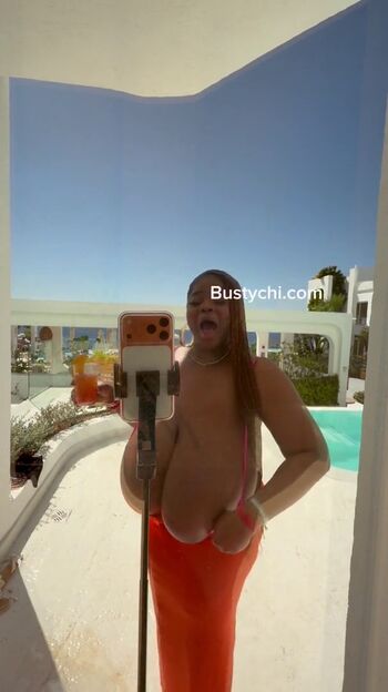Chioma lovv page leaked private photo uncensored HD quality