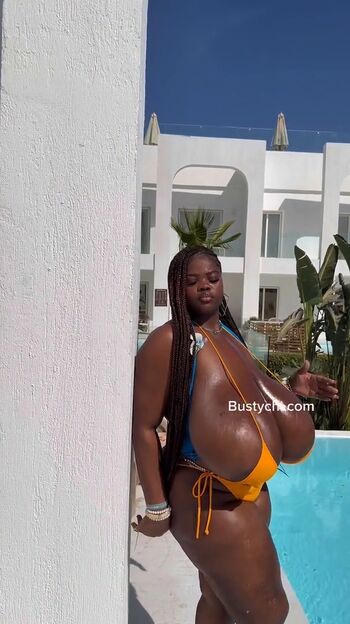 Chioma lovv leaked private photo uncensored HD quality