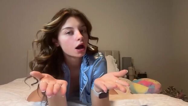 Chloecookk page leaked private photo uncensored HD quality