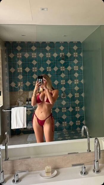 Corinna kopf  page leaked private photo uncensored HD quality