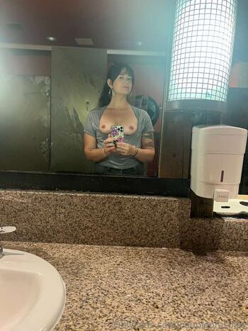 Coupleofus leaked private photo uncensored HD quality