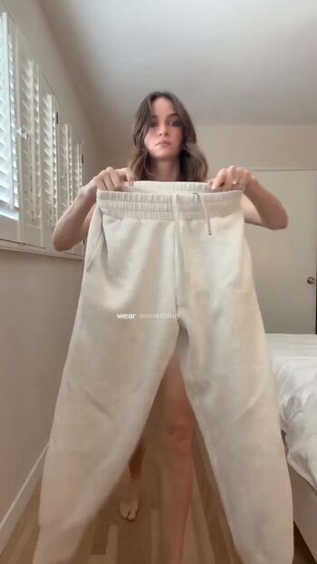 Danielle panabaker page leaked private photo uncensored HD quality