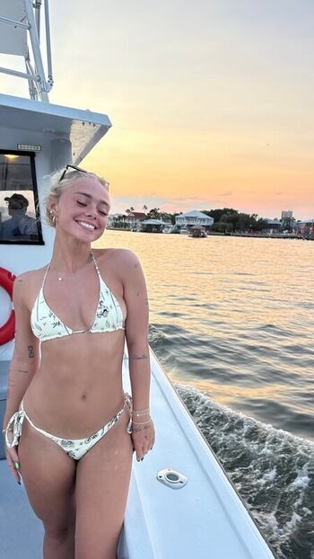 Darianrhodess leaked private photo uncensored HD quality