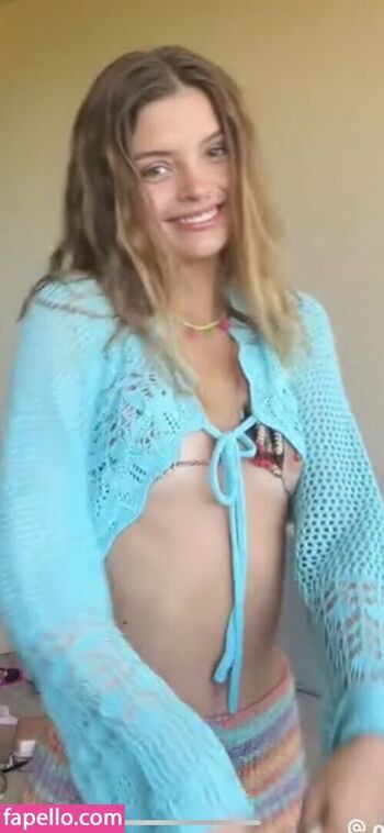 Dasha komarova  page leaked private photo uncensored HD quality