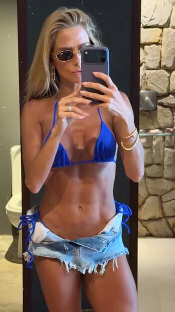 Deborah secco  page leaked private photo uncensored HD quality