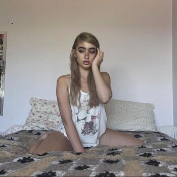 Delilah leaked private photo uncensored HD quality