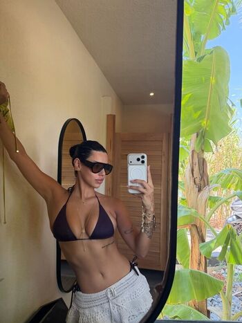 Demet ozturk page leaked private photo uncensored HD quality