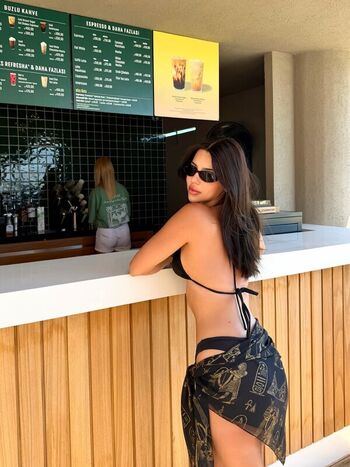 Demet ozturk leaked private photo uncensored HD quality