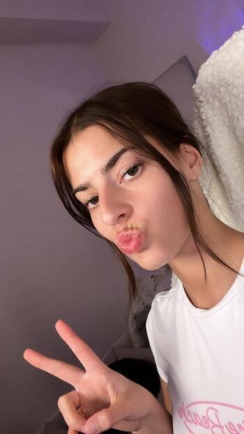 Develique leaked private photo uncensored HD quality