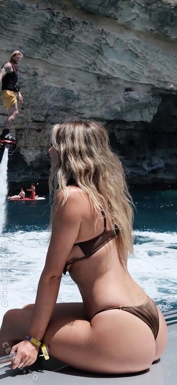 Diletta leotta  page leaked private photo uncensored HD quality
