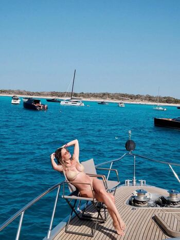 Diletta leotta  page leaked private photo uncensored HD quality