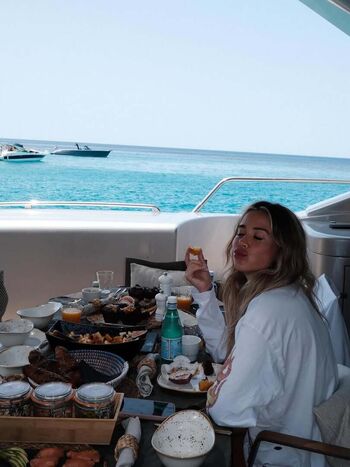 Diletta leotta  page leaked private photo uncensored HD quality