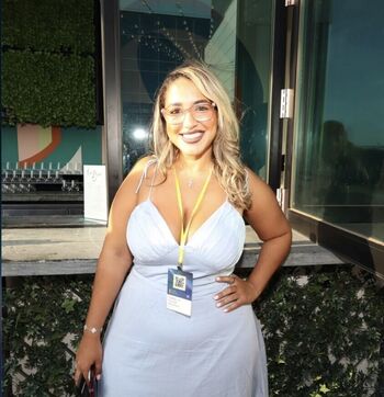 Drivewithisabella leaked private photo uncensored HD quality