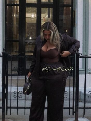 Drivewithisabella leaked private photo uncensored HD quality