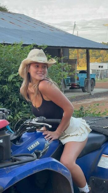 Ella alexandra  page leaked private photo uncensored HD quality