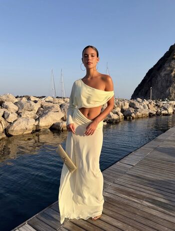 Ella mendelsohn page leaked private photo uncensored HD quality