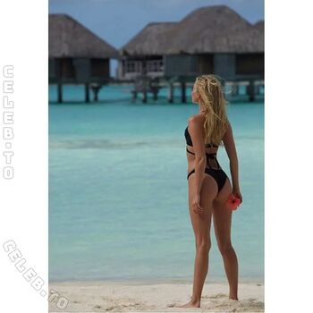 Elsa hosk page leaked private photo uncensored HD quality