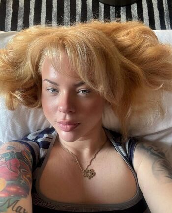 Emilie brooklyn leaked private photo uncensored HD quality