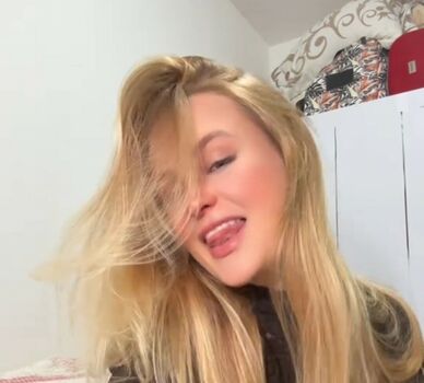 Emilly schellmann leaked private photo uncensored HD quality