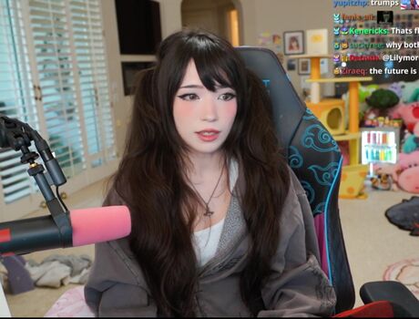 Emiru  page leaked private photo uncensored HD quality