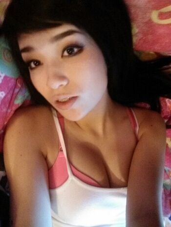 Emiru  page leaked private photo uncensored HD quality