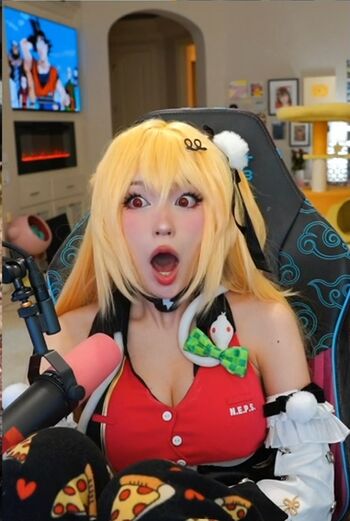 Emiru  page leaked private photo uncensored HD quality