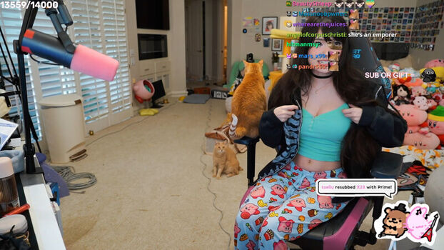 Emiru  page leaked private photo uncensored HD quality