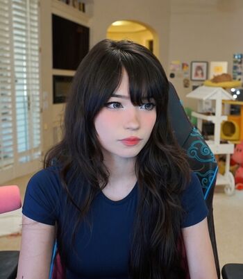 Emiru  page leaked private photo uncensored HD quality