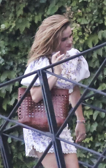 Emma watson  page leaked private photo uncensored HD quality