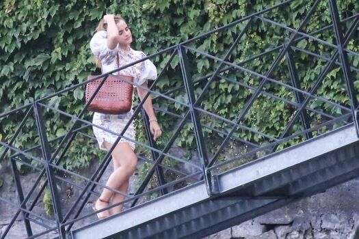 Emma watson  page leaked private photo uncensored HD quality