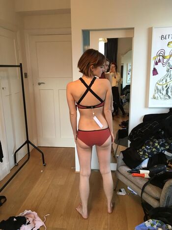 Emma watson  page leaked private photo uncensored HD quality