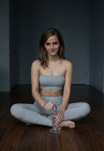 Emma watson  page leaked private photo uncensored HD quality