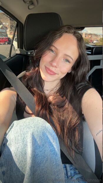 Emmiejohnson page leaked private photo uncensored HD quality