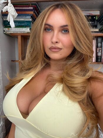 Erinmhk page leaked private photo uncensored HD quality