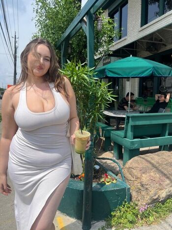 Erinmhk page leaked private photo uncensored HD quality