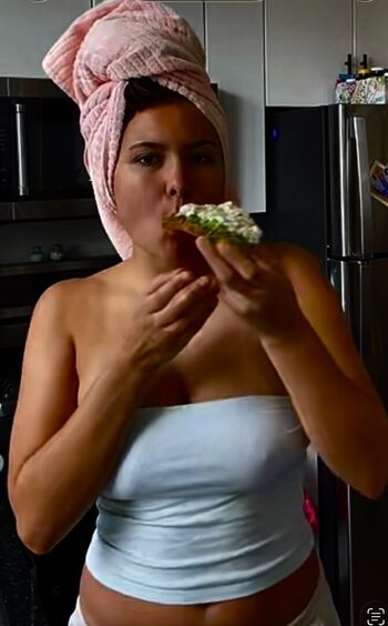 Ester dobrik page leaked private photo uncensored HD quality