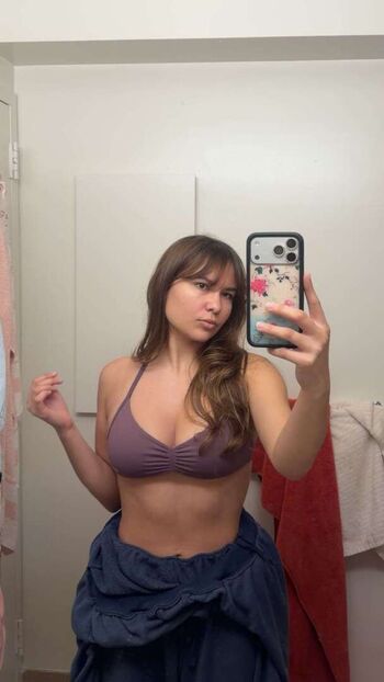 Ester dobrik page leaked private photo uncensored HD quality
