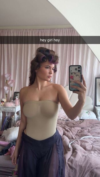 Ester dobrik page leaked private photo uncensored HD quality