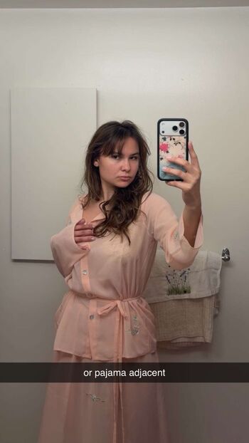 Ester dobrik page leaked private photo uncensored HD quality