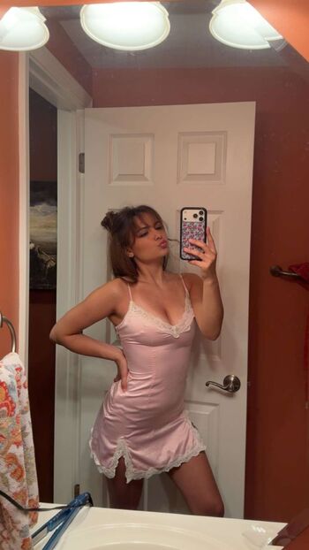 Ester dobrik page leaked private photo uncensored HD quality