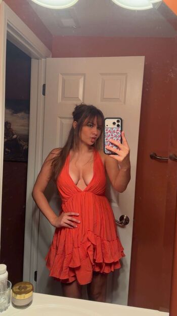 Ester dobrik page leaked private photo uncensored HD quality