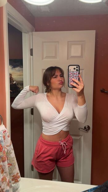 Ester dobrik page leaked private photo uncensored HD quality